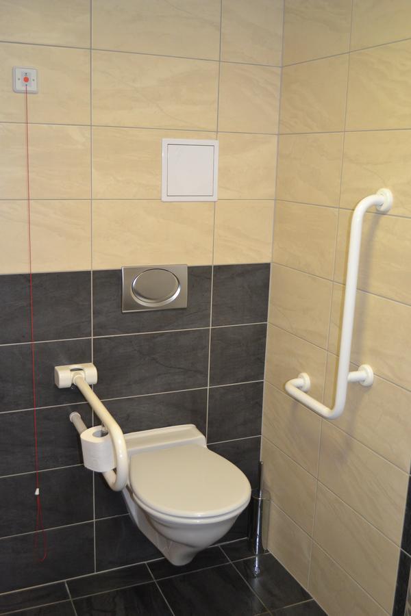 Debreceni Postas Udulo酒店 外观 照片
